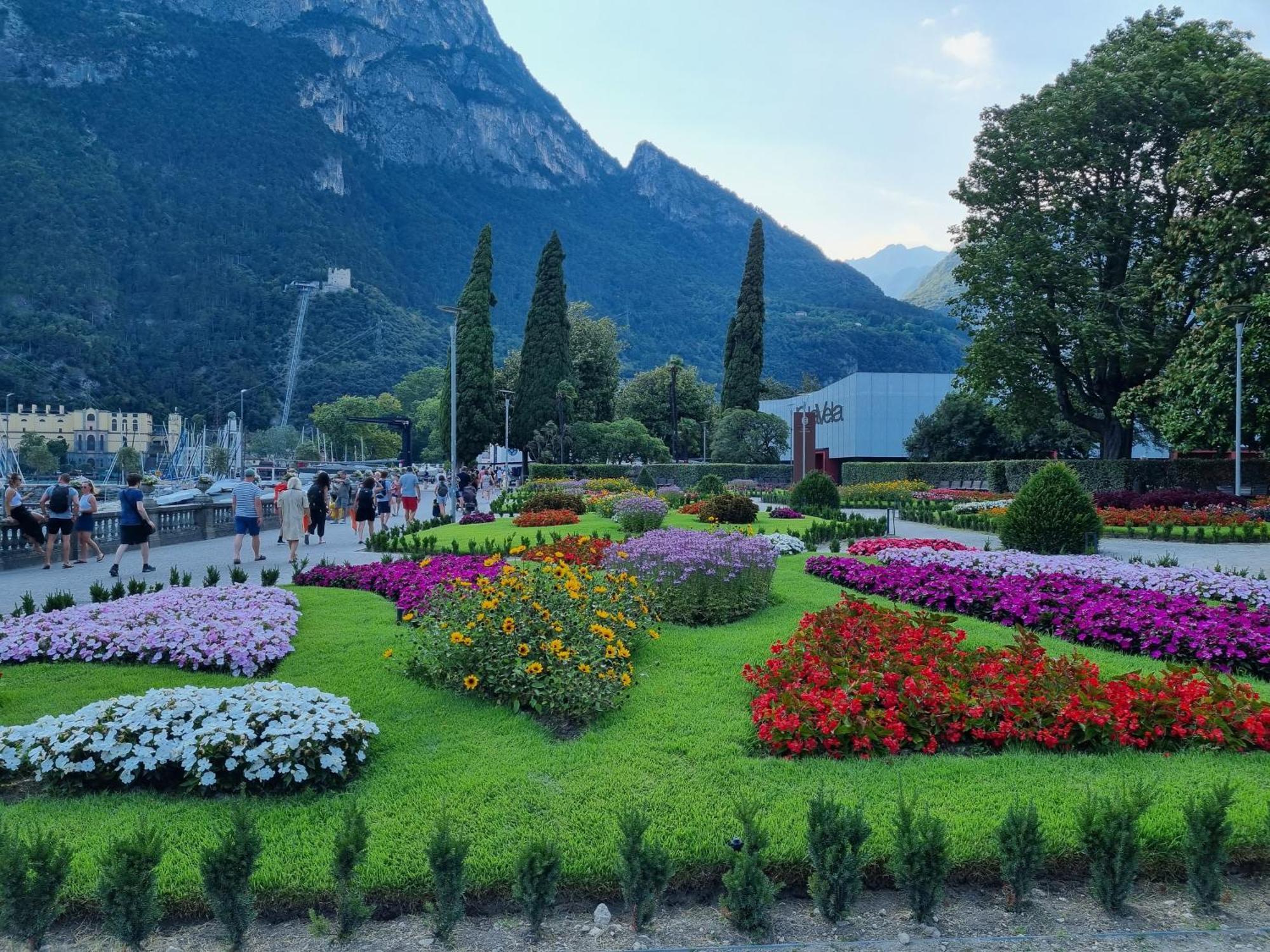 Appartamento Laura Riva del Garda Exterior foto