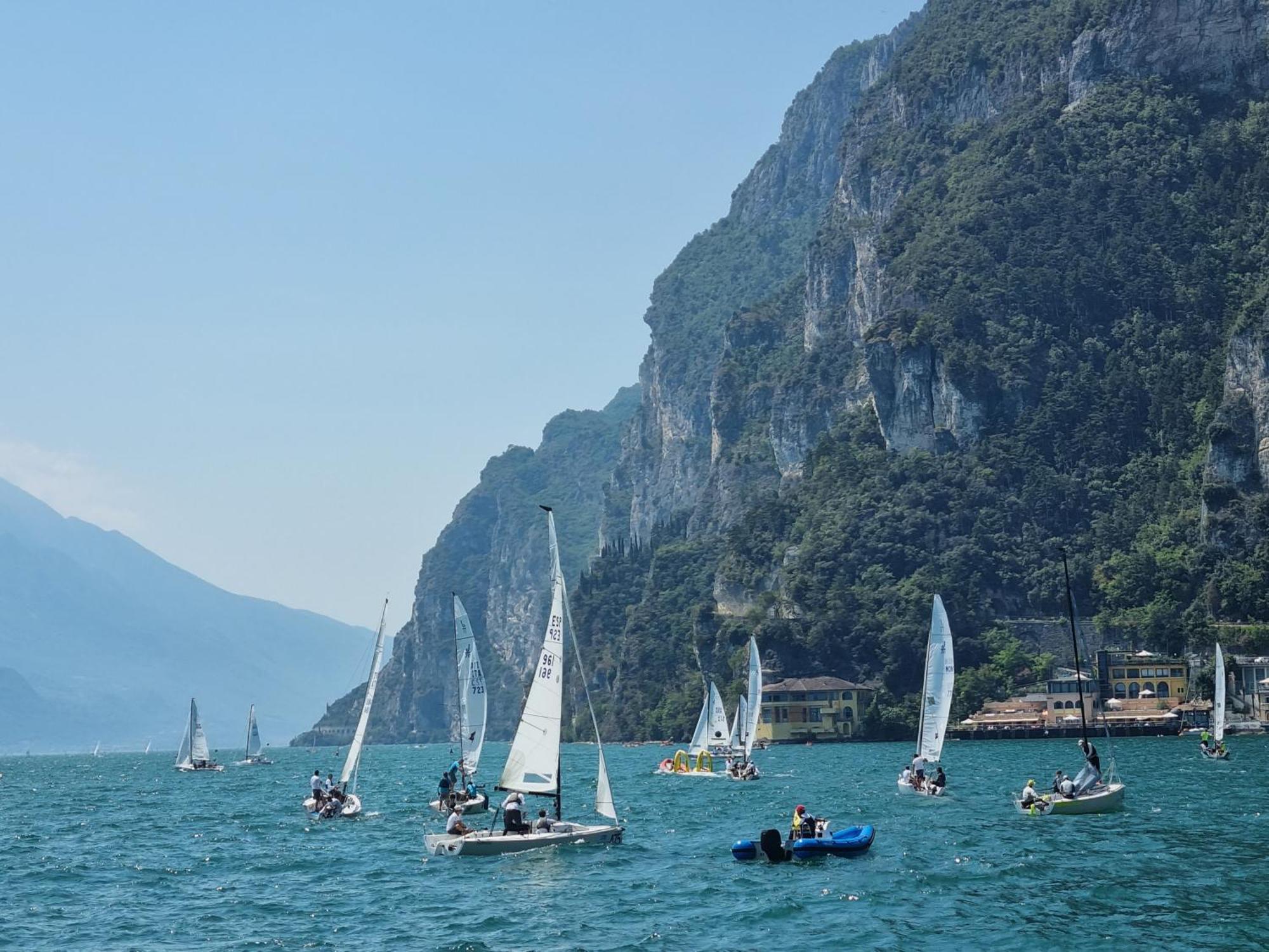 Appartamento Laura Riva del Garda Exterior foto